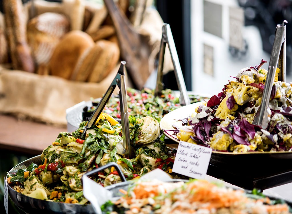 Salad bar buffet tongs.jpg