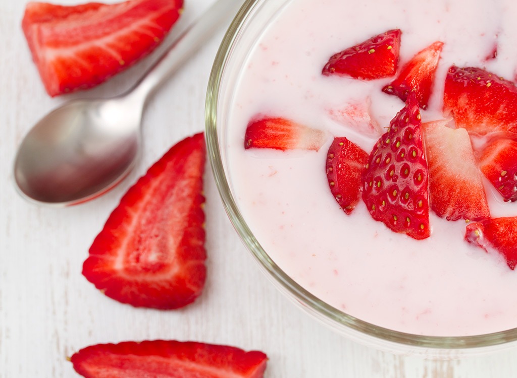 Strawberry yogurt best yogurts for weight loss.jpg