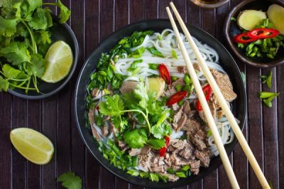 15 Pho Tips for a Flat Belly