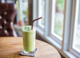 How to Melt Fat with a Green Tea Smoothie