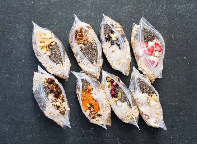 DIY instant oatmeal in plastic bags