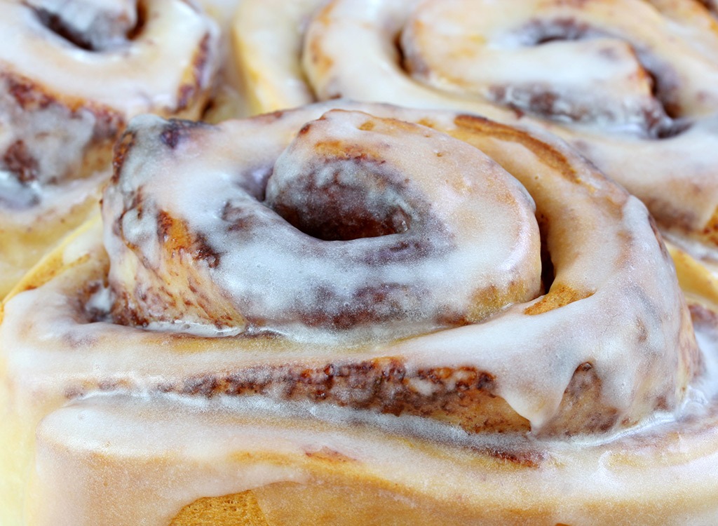 Cinnamon bun close up.jpg