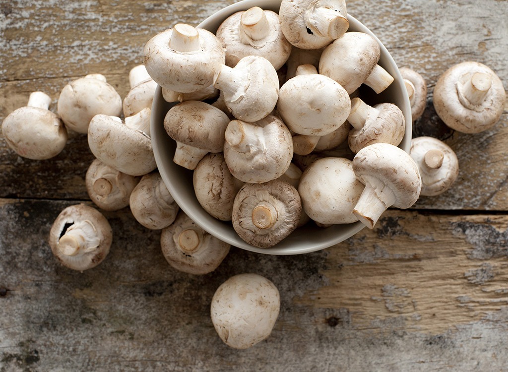 Mushrooms 7 foods ward off winter illnesses.jpg