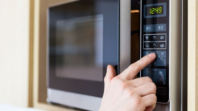 7 Foods You Should Never Microwave Eat This Not That