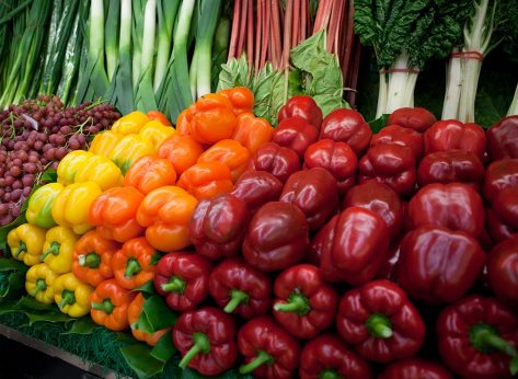 This Is How to Buy the Most Nutritious Summer Vegetables