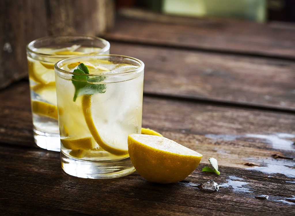 Detox lemon water.jpg