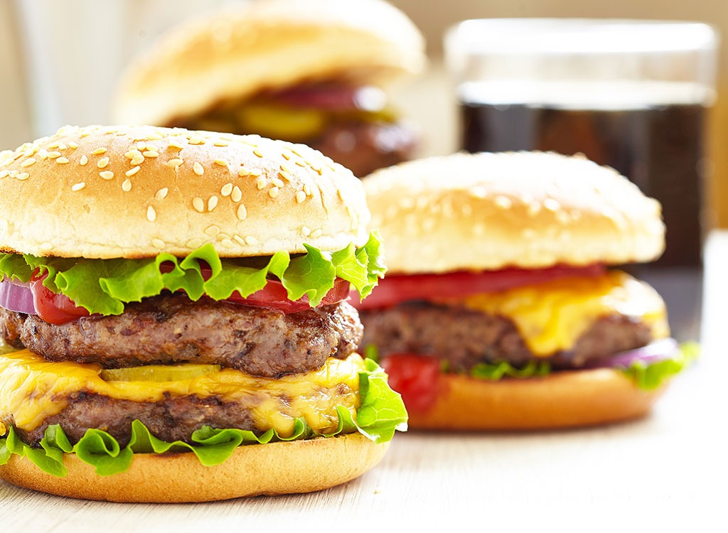 Review: McDonald's - Cheeseburger  Brand Eating. Your Daily Fast Food  Reading.