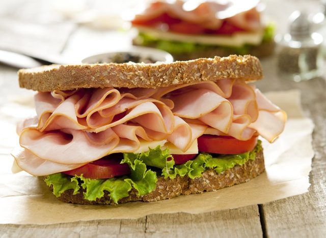 9 Foods and Drinks Doctors Never Eat