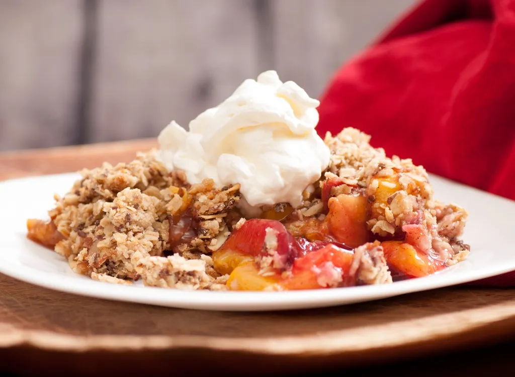 Peach cobbler crumble whipped cream.jpg