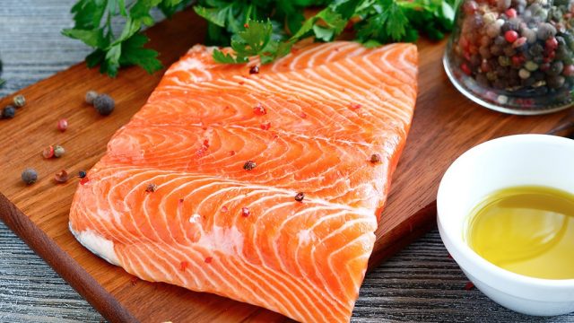 Salmon ask etnt omega 3s.jpg