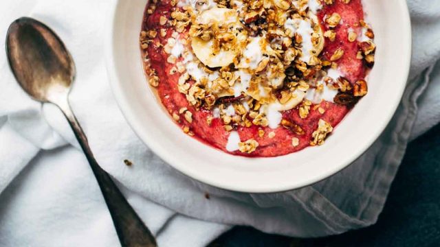 Smoothie bowl inner goddess raspberry breakfast intro.jpg