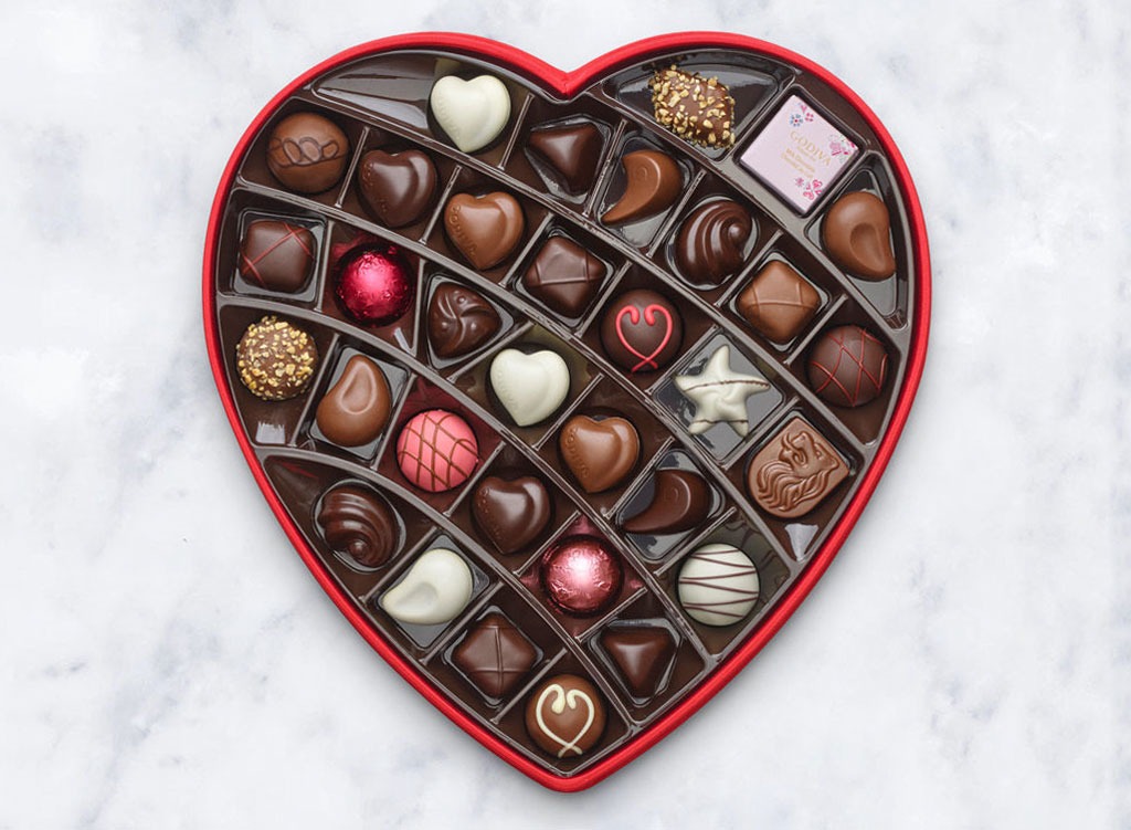 Godiva chocolate heart valentines box.jpg