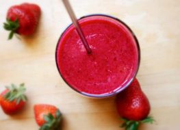 Strawberry beet weight loss smoothie