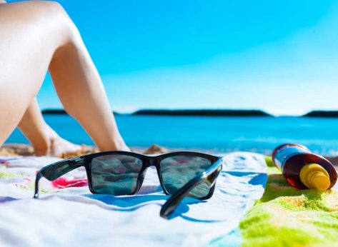 14 Secrets to Stay Slim on Vacation