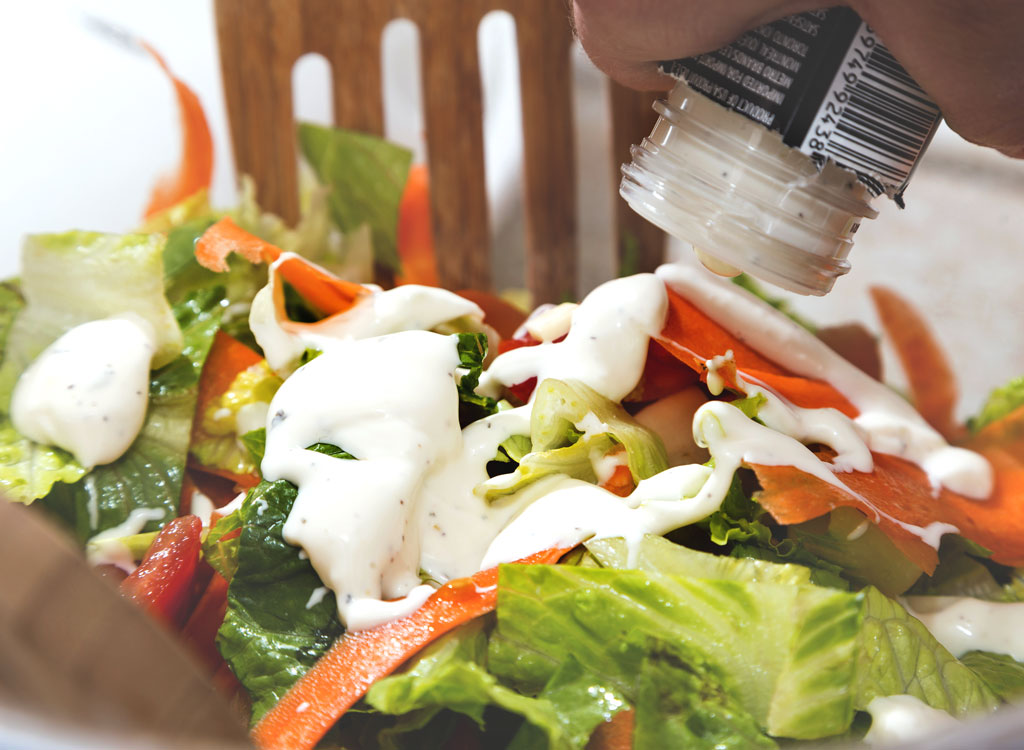 10 Healthy Salad Dressing Brands to Buy in 2020 (and 11 to Avoid)