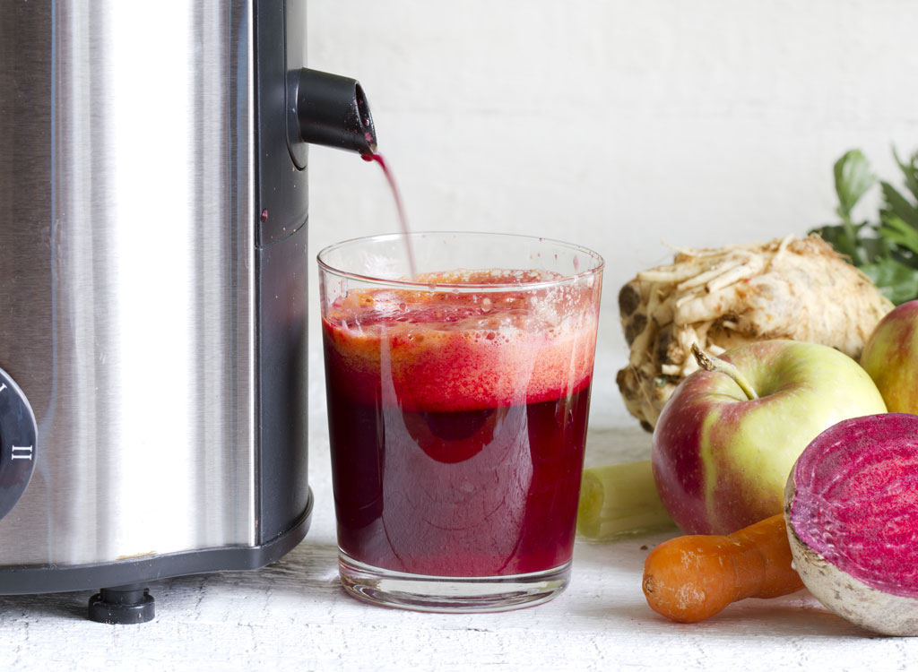 Fruit juice juicing