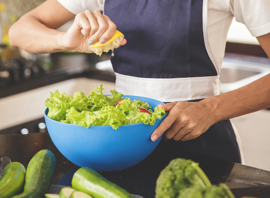 Squeeze lemon season salad