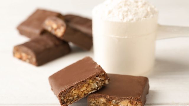 Chocolate protein bar scoop protein powder