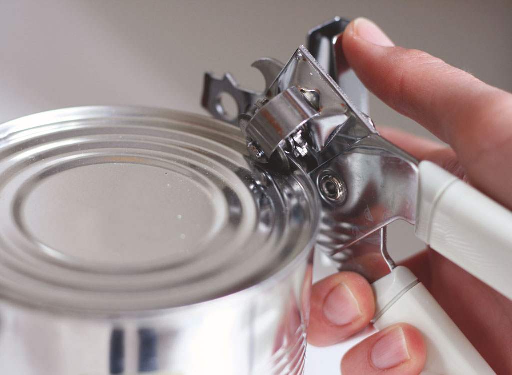 Can opener canned food