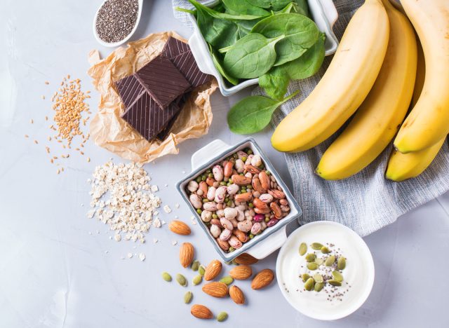 Magnesium foods benefits bananas nuts chocolate spinach