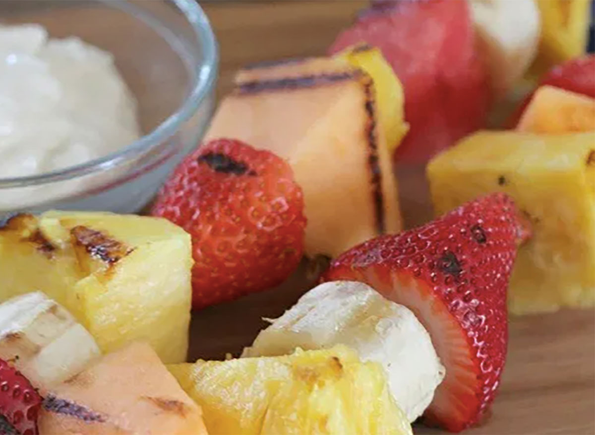 grilled fruit kabobs with yogurt dip