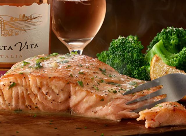 Olive garden herb grilled salmon