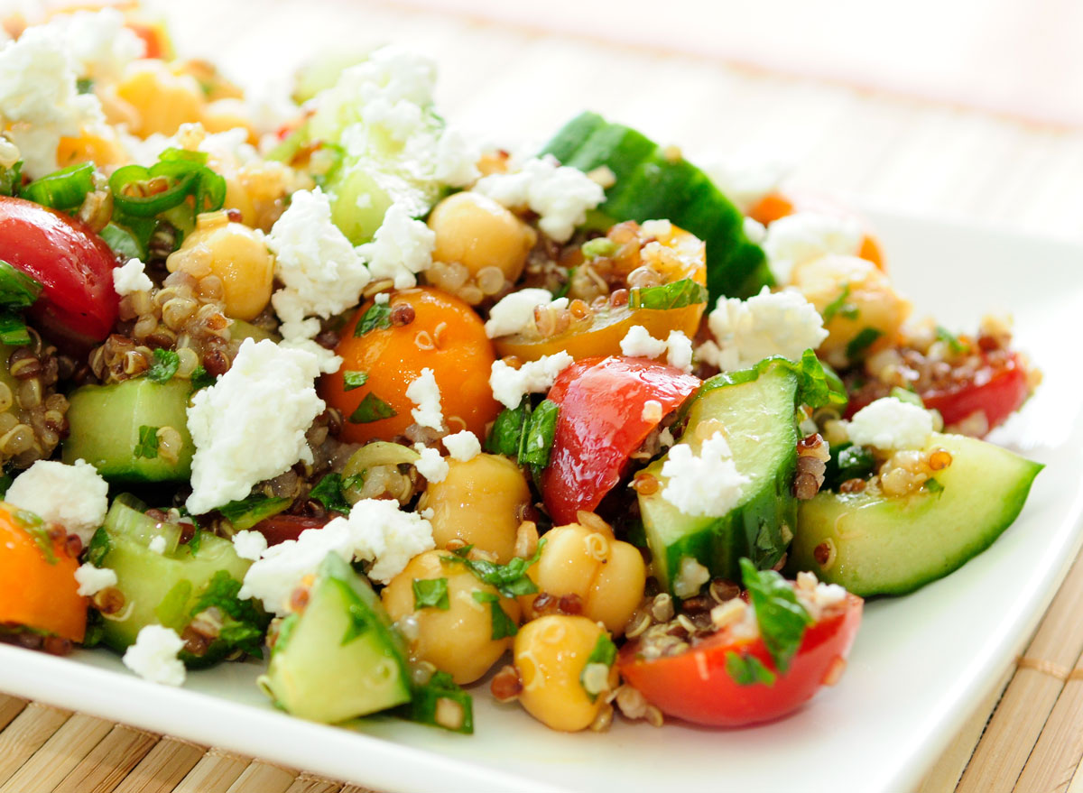 Quinoa greek salad