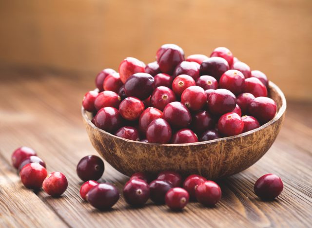 Fresh cranberries