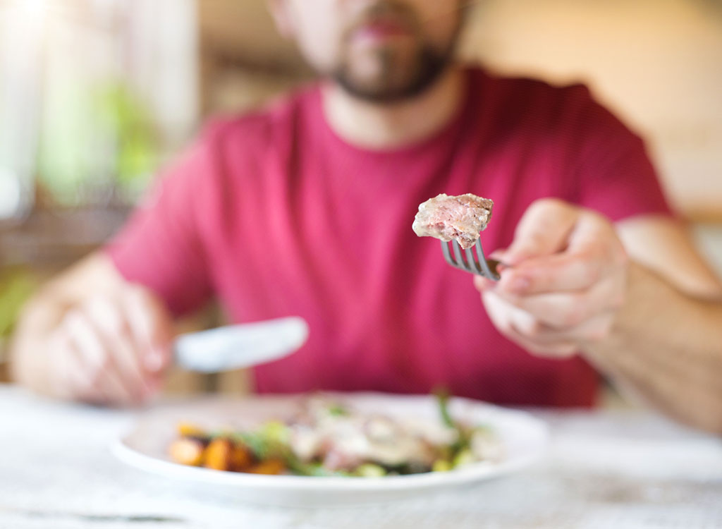 guy eating anything with a fork｜TikTok Search