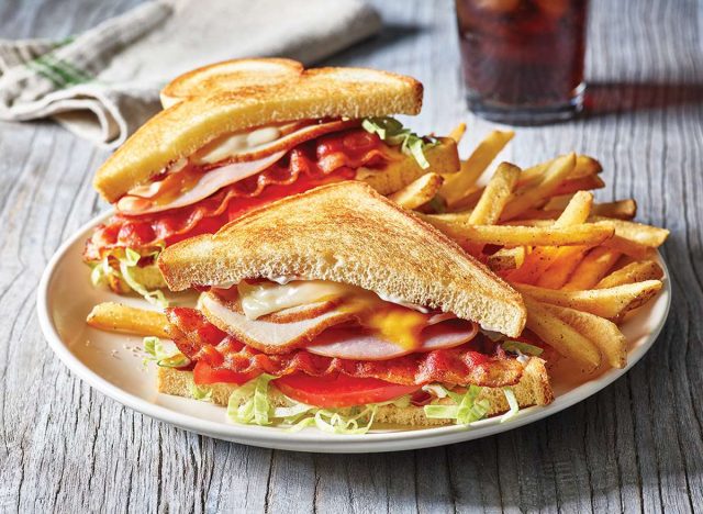 10 Unhealthiest Hen Sandwiches at Main Restaurant Chains