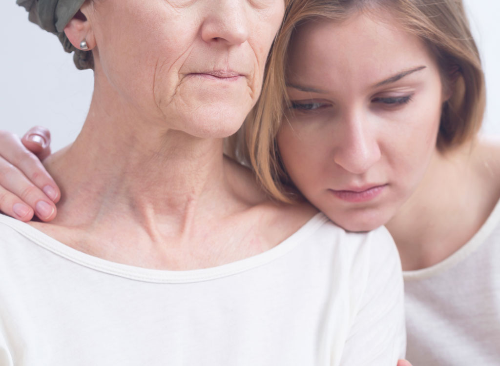 daughter with mother who has cancer