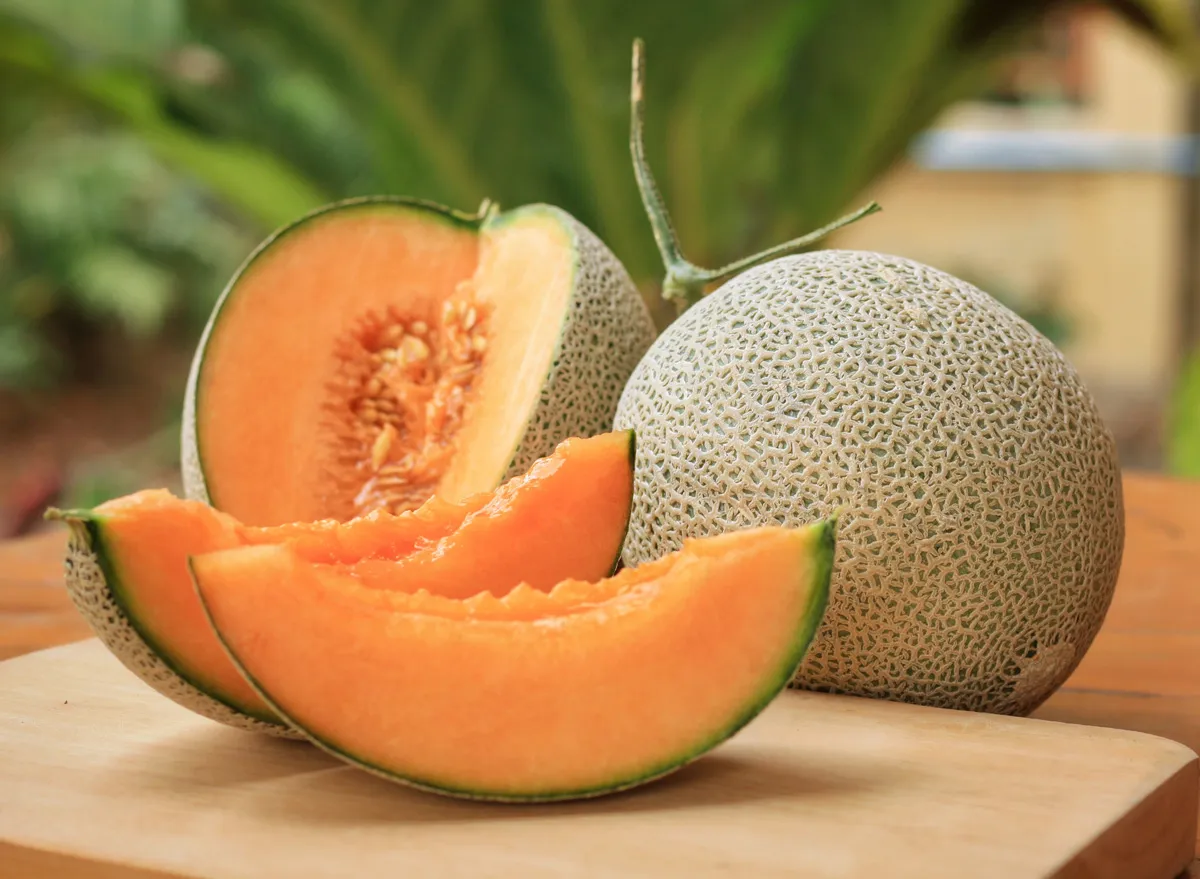 One Major Side Effect of Eating Cantaloupe, Says Dietitian — Eat This