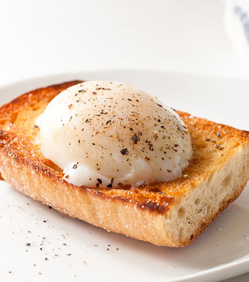 Microwaved poached eggs