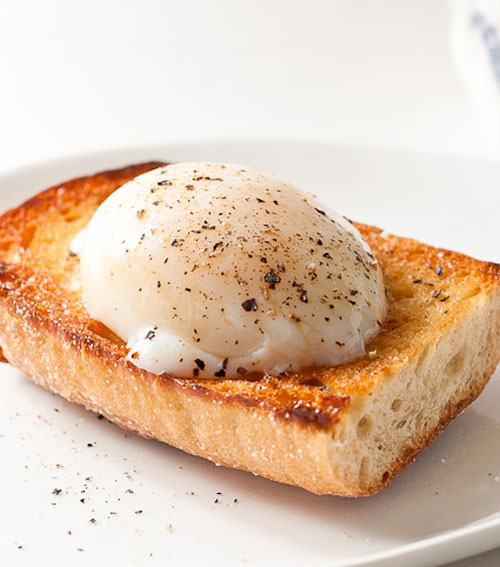 Microwaved poached eggs