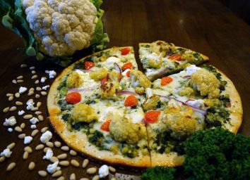 Pizza Rev cauliflower crust pizza