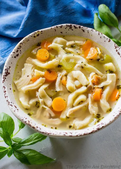 Easy Meals for a Crowd: 20 Dishes That Everyone Will Love