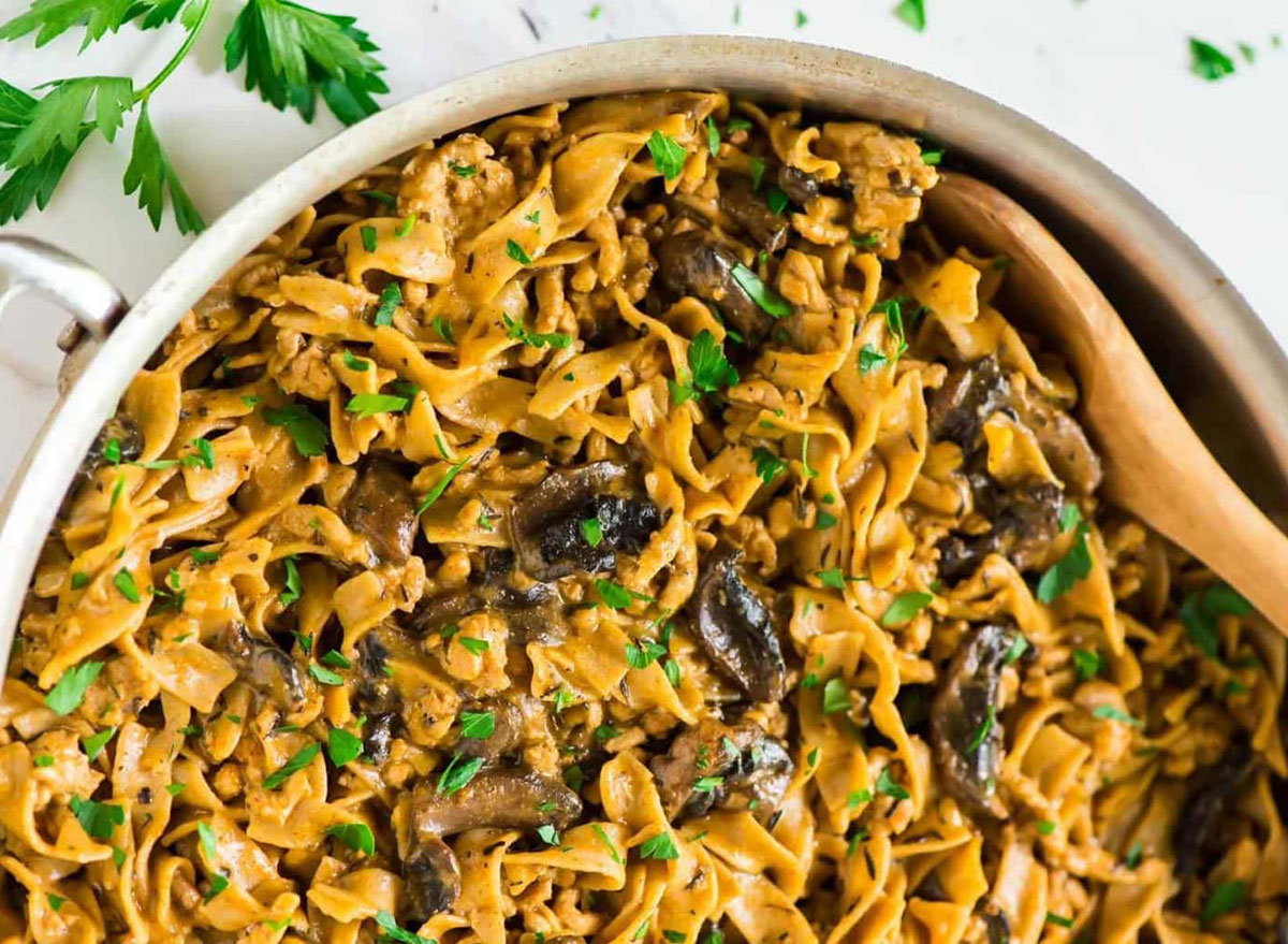 chicken stroganoff in pan