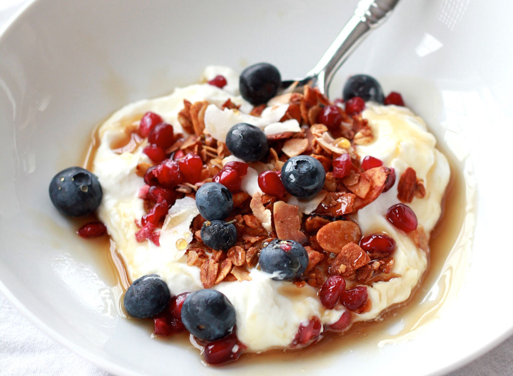 Yogurt with fresh fruit and granola