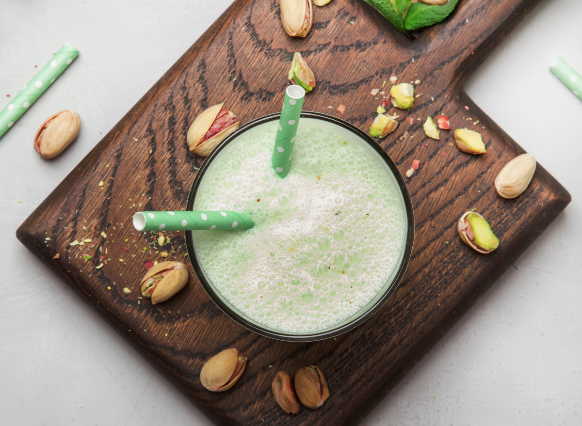 Pistachio smoothie