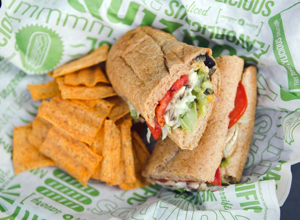 Quiznos veggie guac sub