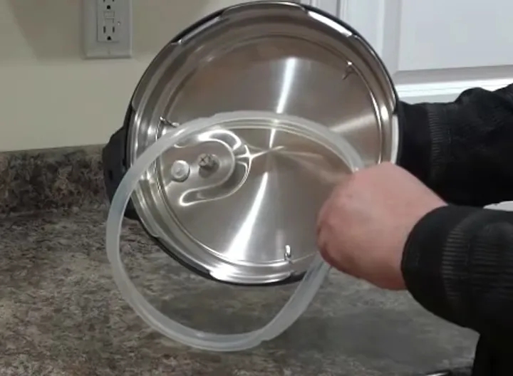 How to Clean the Instant Pot Sealing Ring