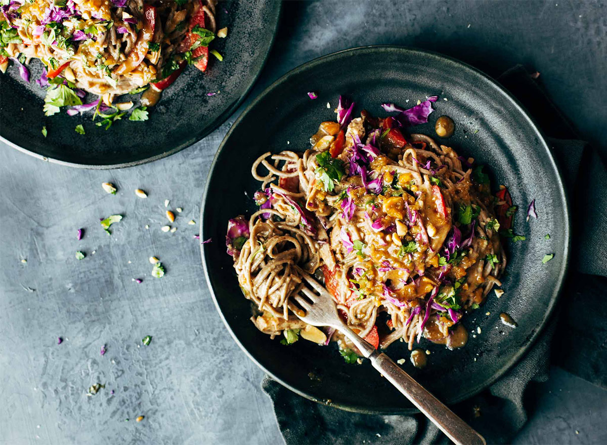 peanut soba noodle salad