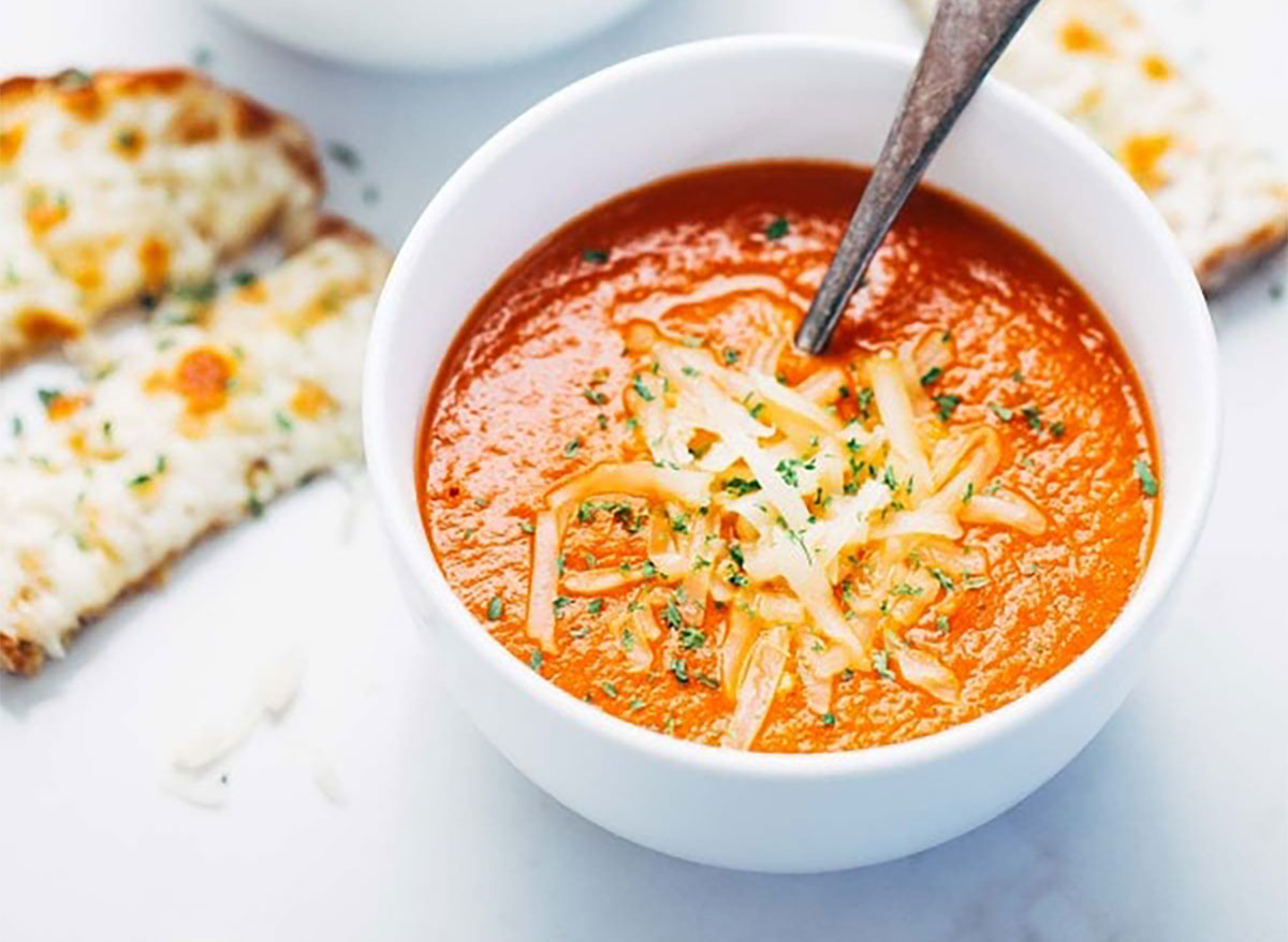 tomato soup bowl with crackers