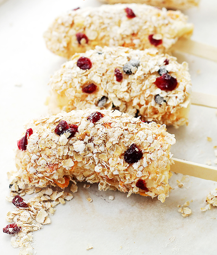 Banana granola popsicle