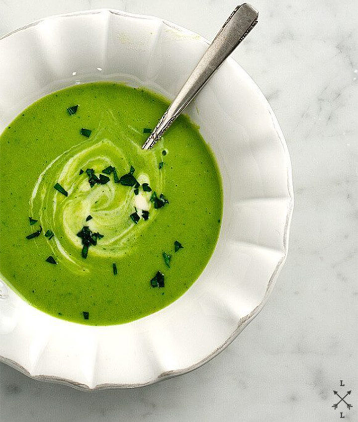 Green garbanzo and leek soup recipe