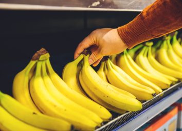 Pick bananas grocery shelf