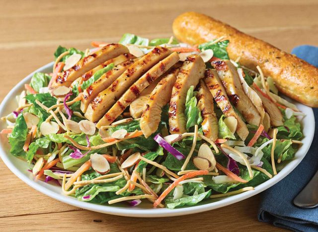 applebees grilled chicken oriental salad