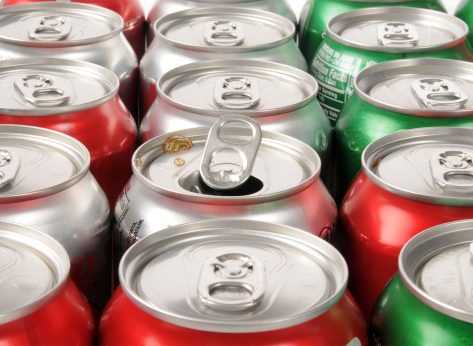 8 Side Effects of Drinking Soda Daily