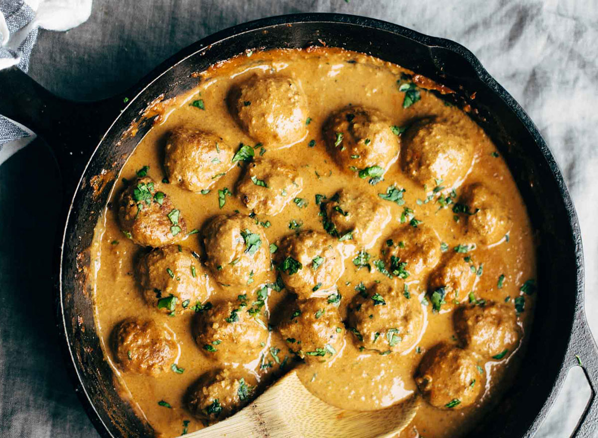 cast iron skillet of vegetarian meatballs