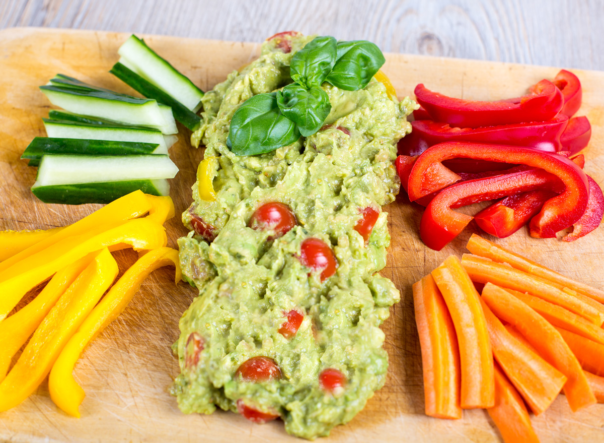 guacamole vegetable crudite